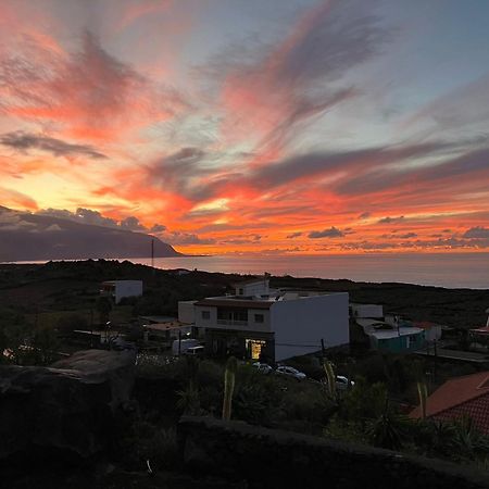 Casa Nela. Rural Y Acogedora En Las Puntas El Hierro ฟรอนเตรา ภายนอก รูปภาพ